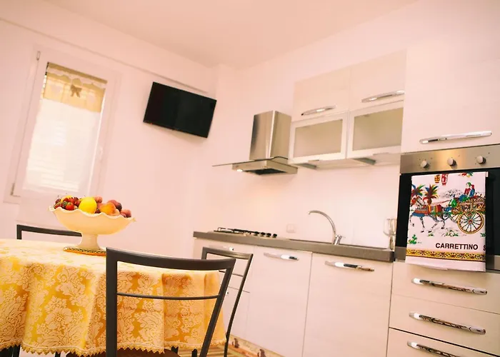 La Trinacria Bed & Breakfast Terrasini